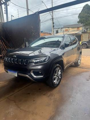 JEEP COMPASS 2.0 TD350 TURBO DIESEL LONGITUDE AT9 JEEP COMPASS 2.0 TD350 TURBO DIESEL LONGITUDE AT9